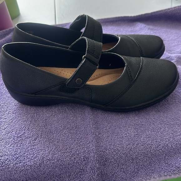 Clarks Cora Gema Mary Jane shoes - Picture 2 of 3